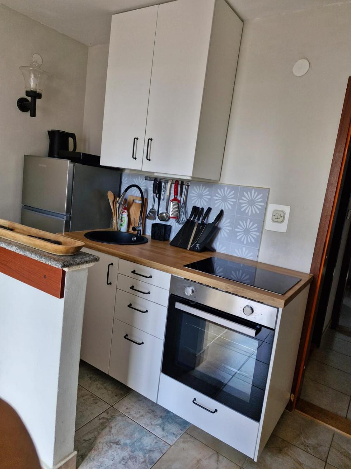 Apartment Bunjo'S Beach House Trogir Exteriér fotografie